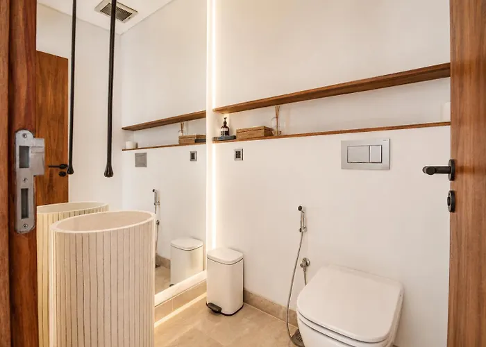 Modern 4 Bedroom Ocean View Дом отдыха