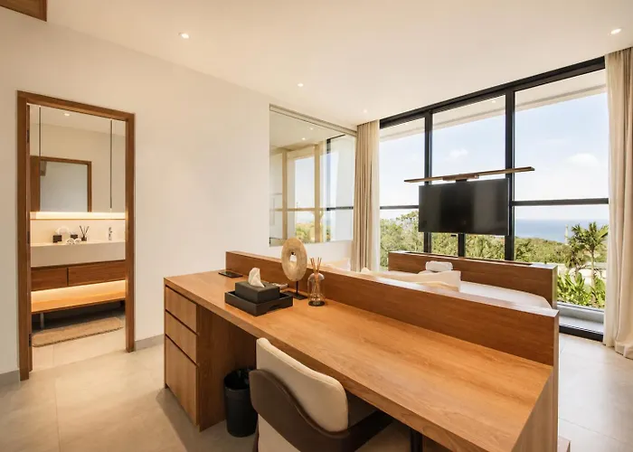 Дом отдыха Modern 4 Bedroom Ocean View