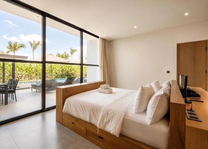 Modern 4 Bedroom Ocean View Дом отдыха *