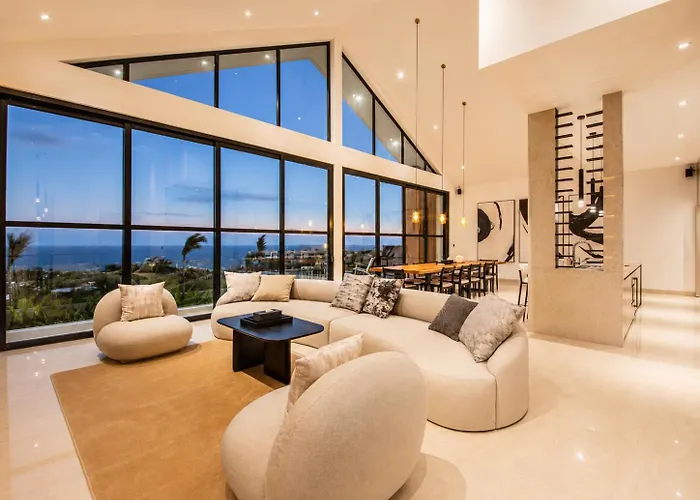 Modern 4 Bedroom Ocean View Дом отдыха *
