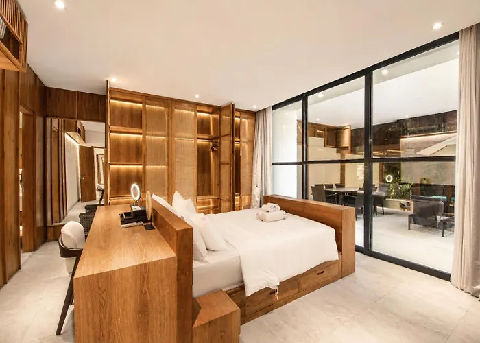 Modern 4 Bedroom Ocean View Дом отдыха