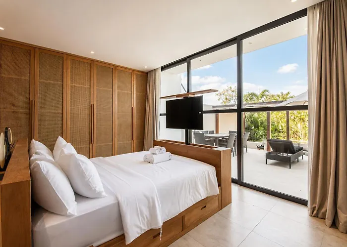 Дом отдыха Modern 4 Bedroom Ocean View