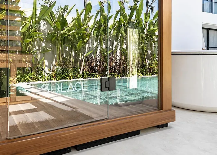 Modern 4 Br Ocean View *